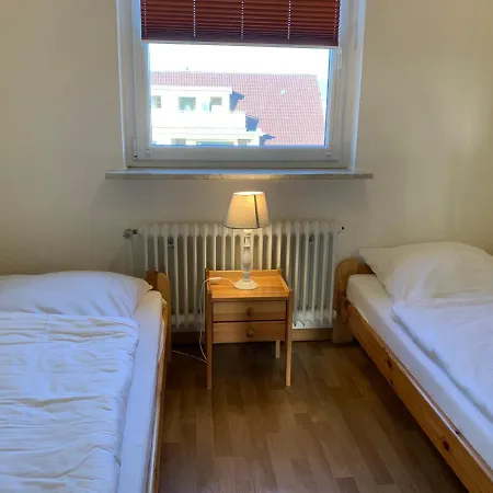 Kleine Brise 9 * 比苏姆